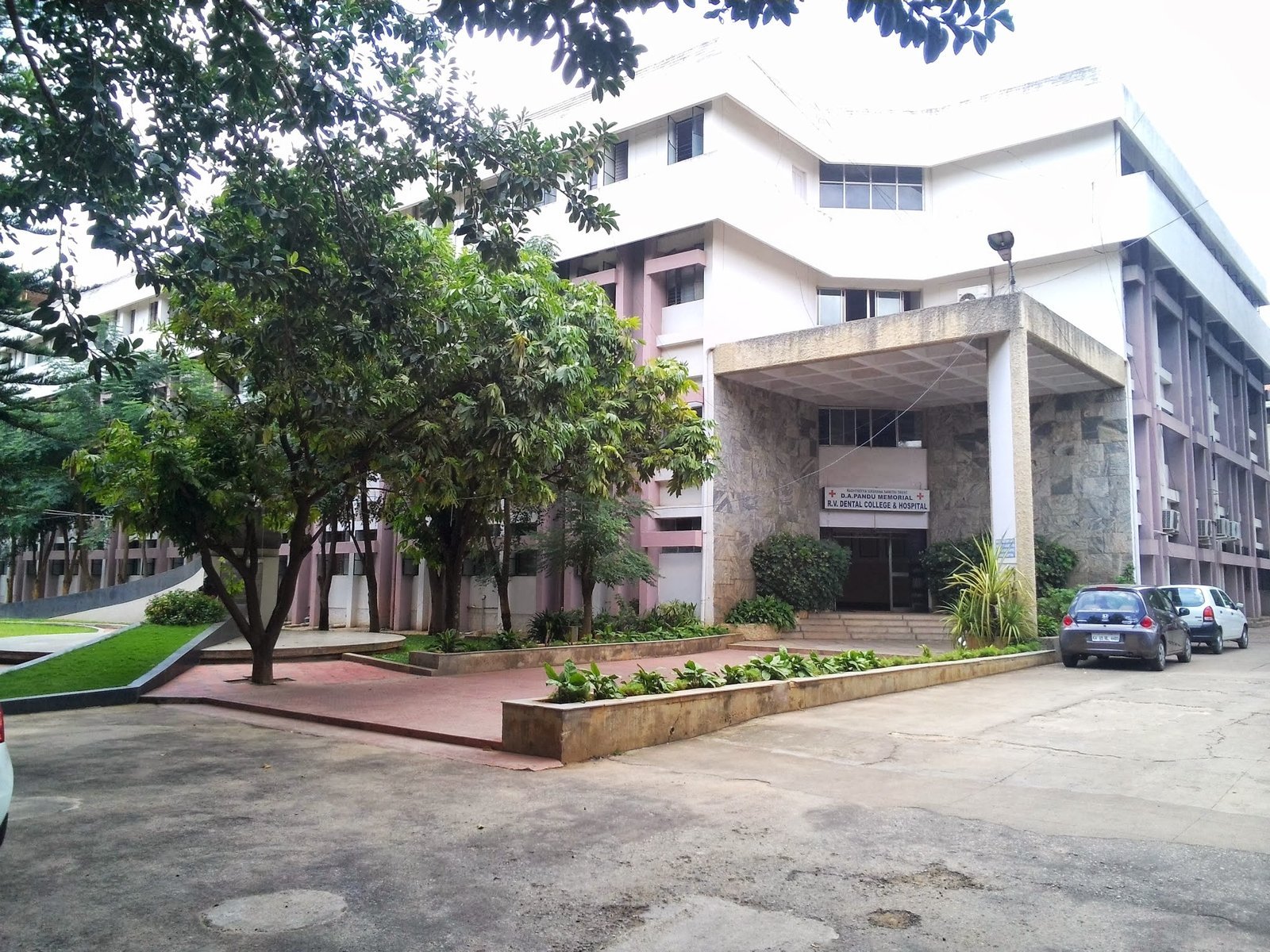 RV Dental College Bangalore college guide